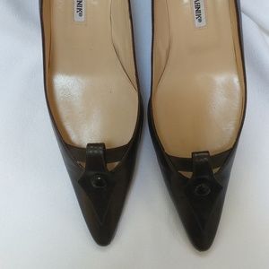 Brown Manolo Blahnik Kit Heel Pumps